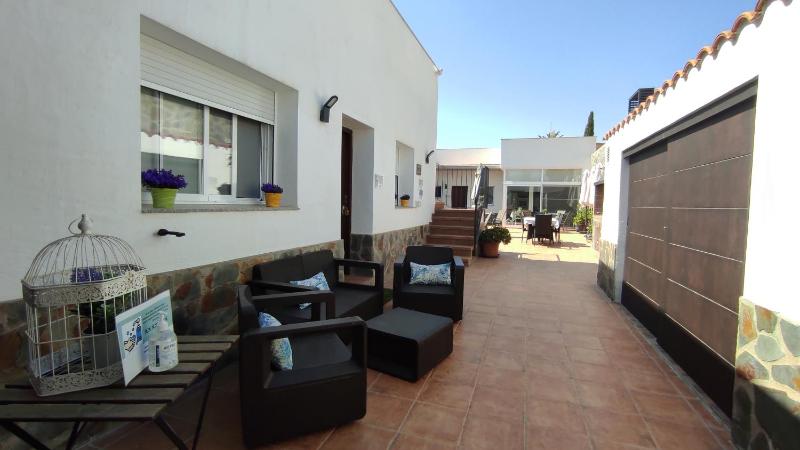 Three-Bedroom Apartment image 2