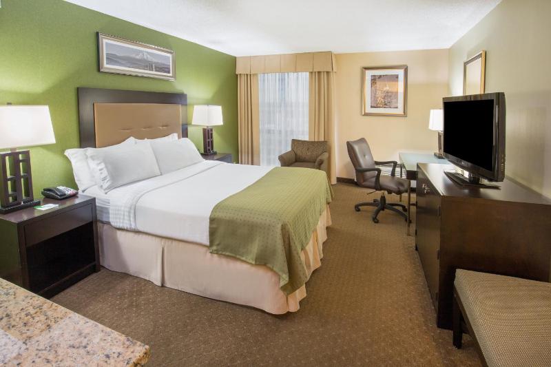 Standard Room image 3