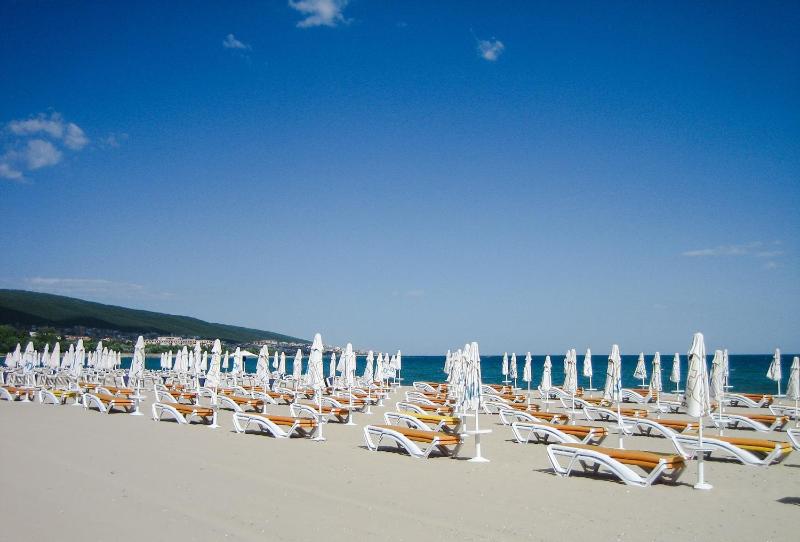 Seaside Garden Apartment with 2 BR for up to 5 pax - image 15