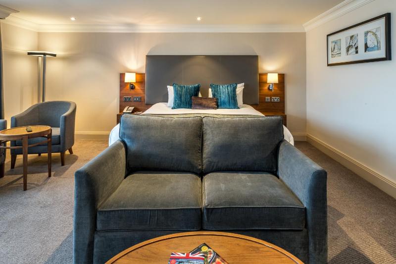 Studio Apartment image 1