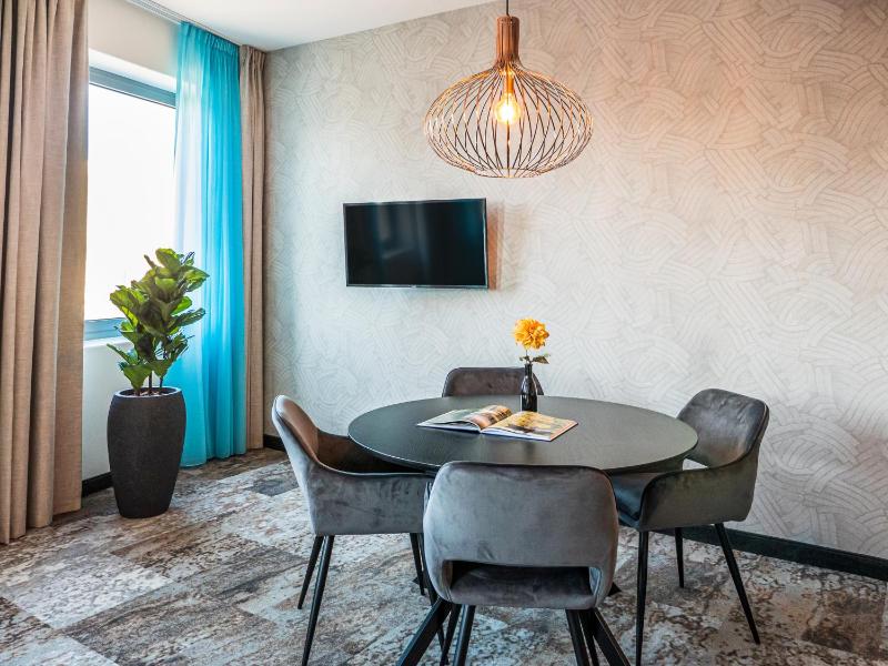 Suite image 2