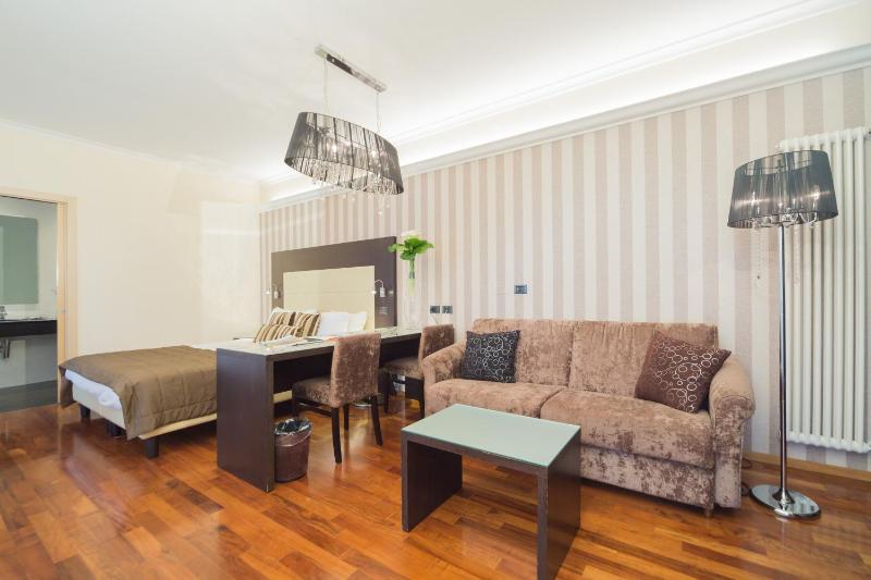 Junior Suite with Terrace image 2