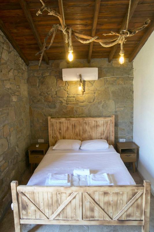 Double Room with Private Bathroom image 4