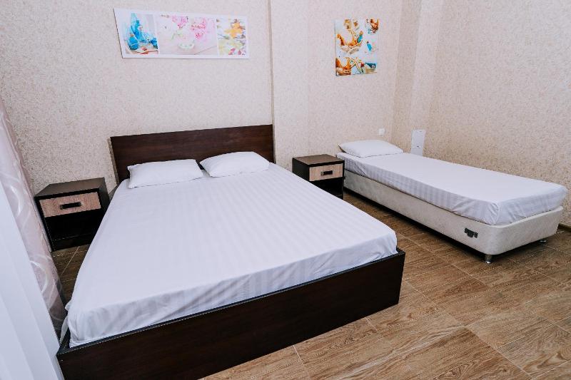 Triple Room image 3