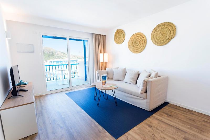 Two Bedroom Suite (3 Adults) image 4