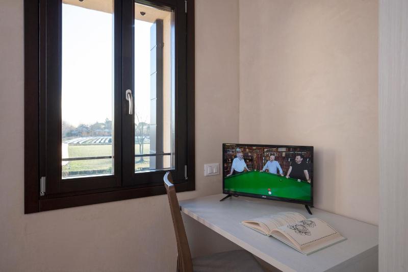 Double or Twin Room - Disability Access image 3