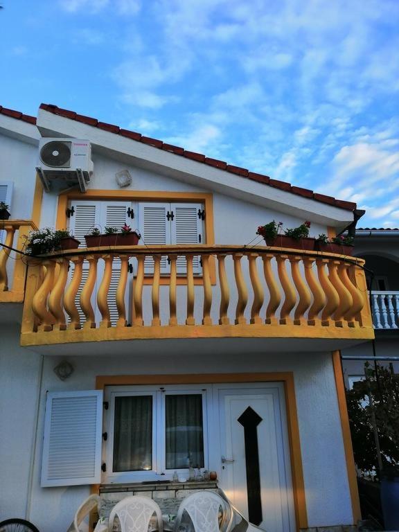 Studio apartment in Vir (4776-3) - image 25