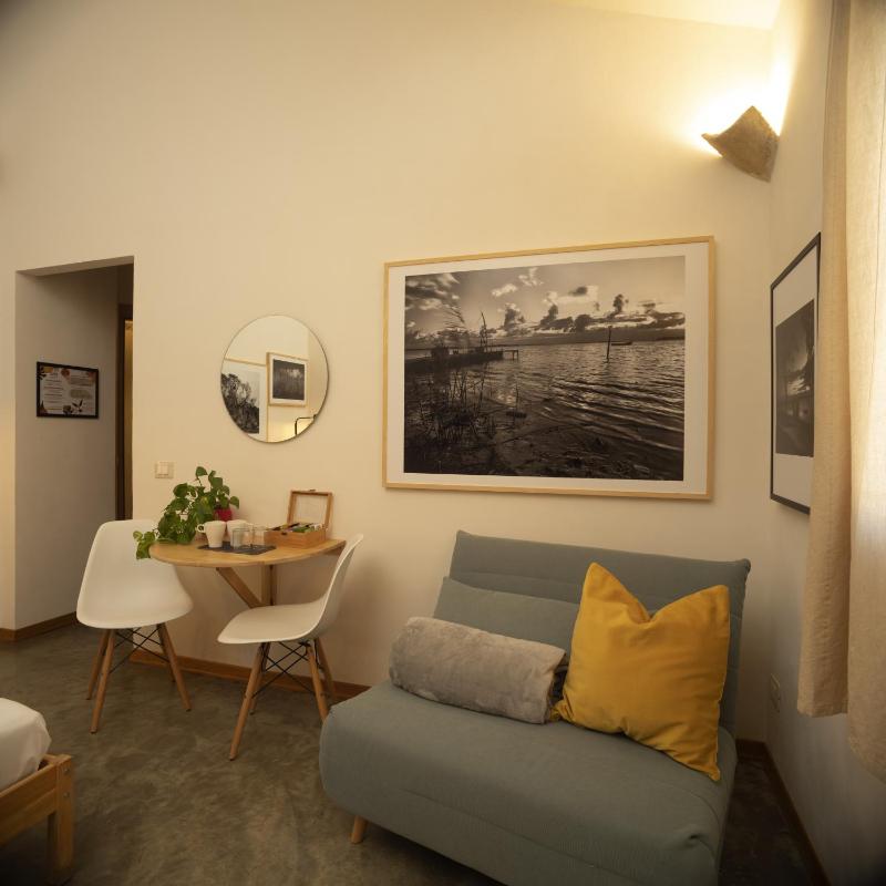 Superior Queen Room image 4