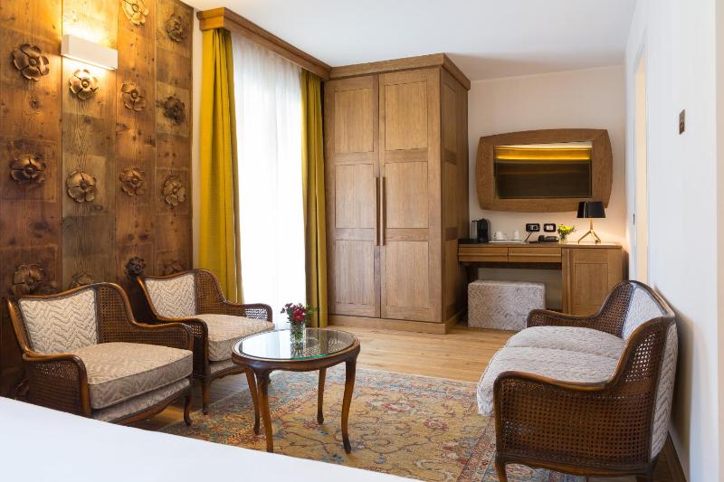 Duca D'Aosta Hotel - image 27