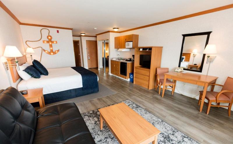 Surftides Hotel - image 7