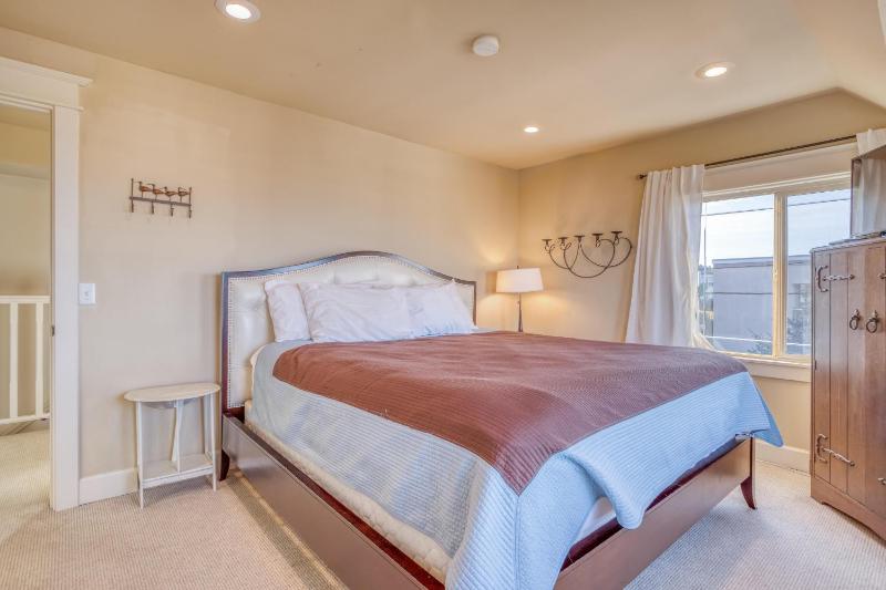 Chandler Beach House - image 46