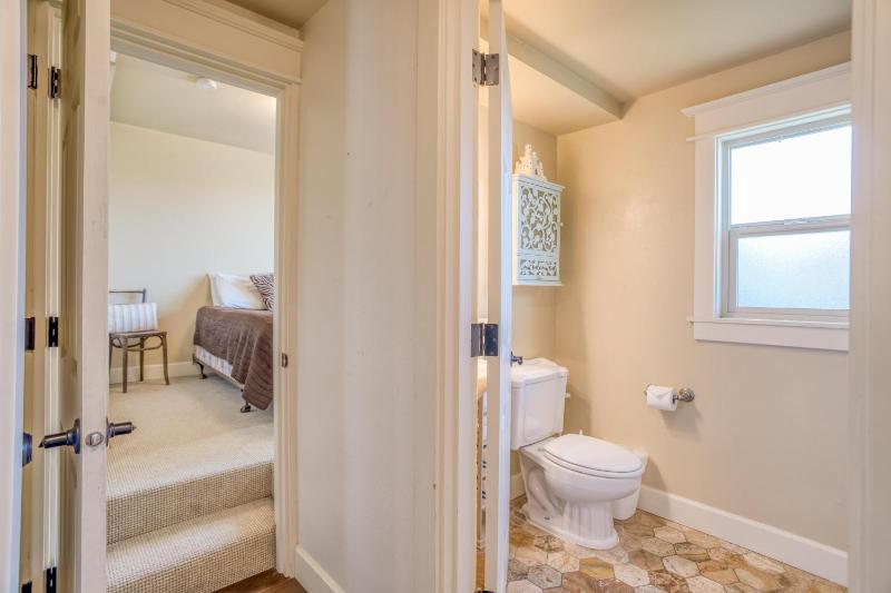 Chandler Beach House - image 6