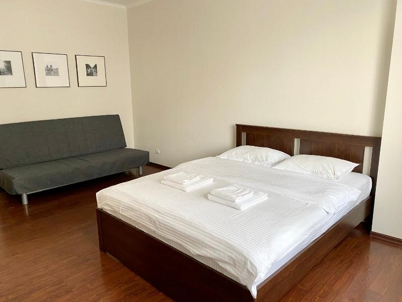 One-Bedroom Apartment with Balcony image 3