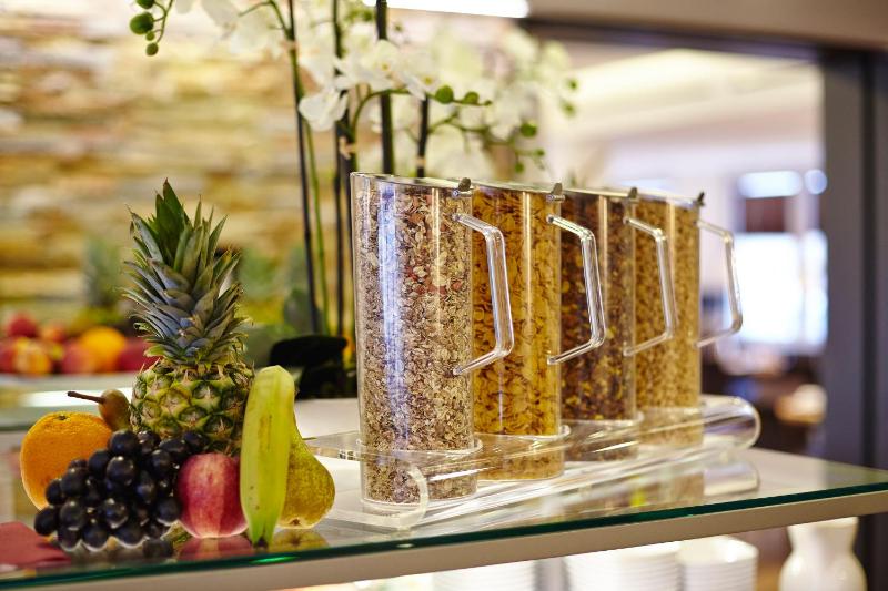 Hotel City Krone - image 31