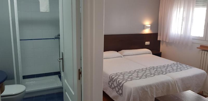 Triple Room image 4