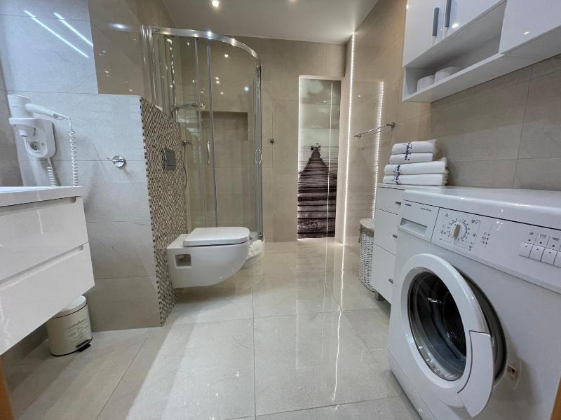Wolin-Travel Apartamenty Statek z widokiem na morze - image 47