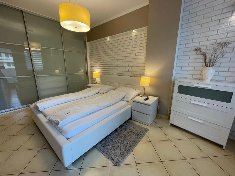 Wolin-Travel Apartamenty Statek z widokiem na morze - image 9