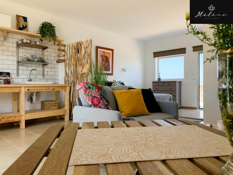 Studio with Sea View image 4