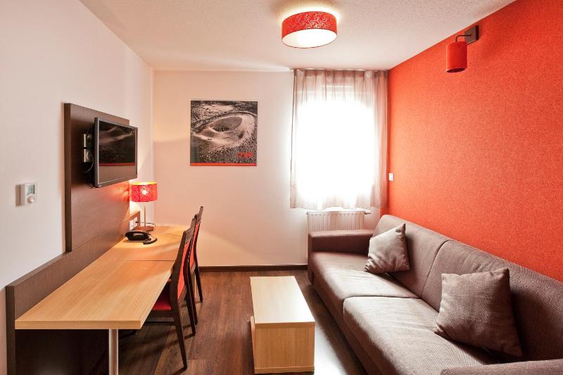 Apparthotel Privilodges Carré de Jaude - image 6
