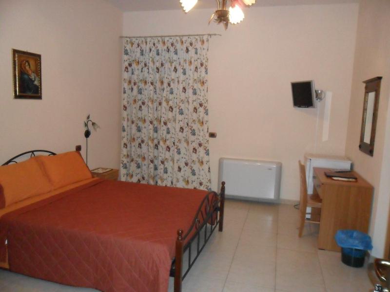 Villa Jolanda & Carmelo - image 34