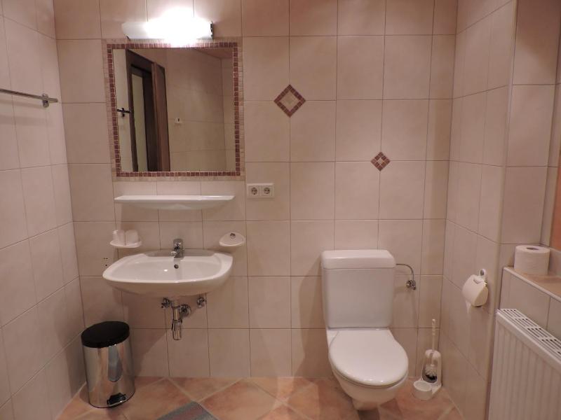 Double Room image 4