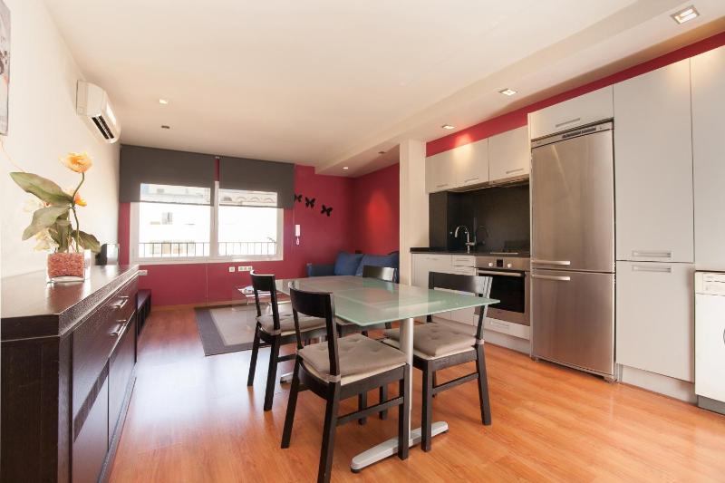 One-Bedroom Apartment image 1