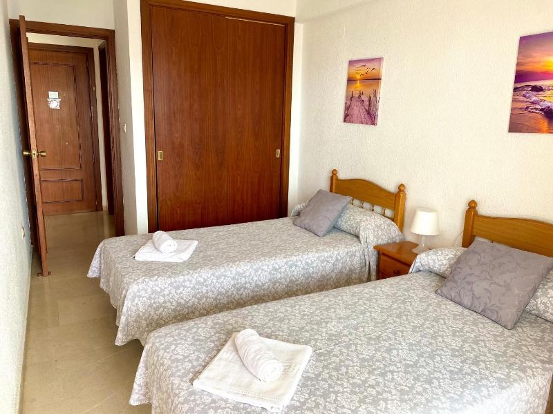 Los Gemelos 2 sin aire acondicionado - Aloturin Benidorm - image 9