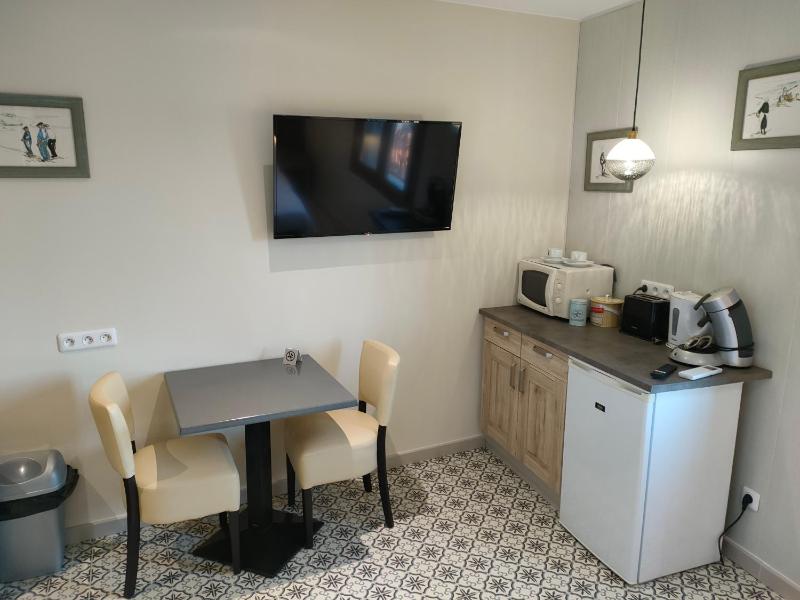 Comfort Double Room with Bath image 4