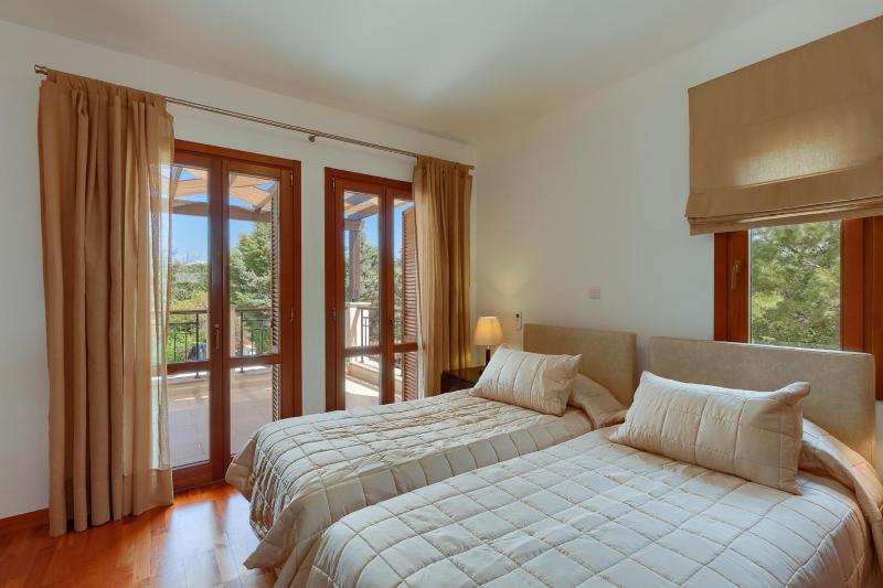 Five-Bedroom Superior Villa with Private Pool image 4