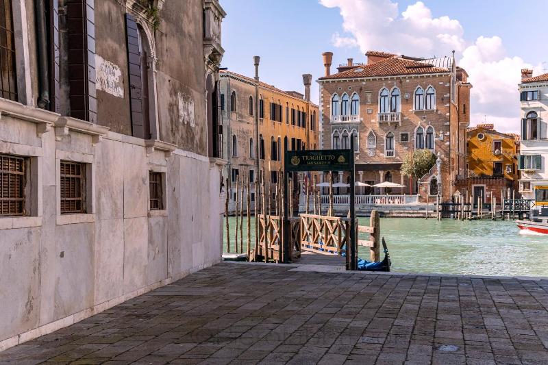 Apartment - Ground Floor image 3