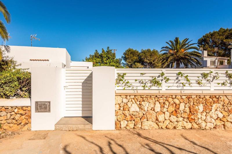 Villa Ca Na Margarita by Villa Plus - image 12