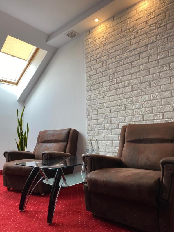 Deluxe Double Room with Bath image 4