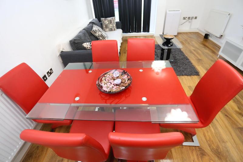 Two-Bedroom Apartment image 3