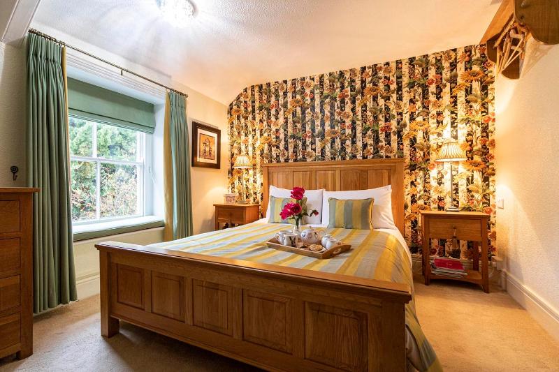 Double Room with Private Bathroom image 1