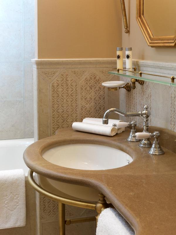 Suite image 2