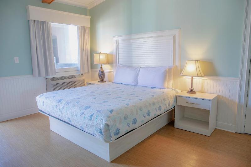Sea And Breeze Hotel And Condo - image 26