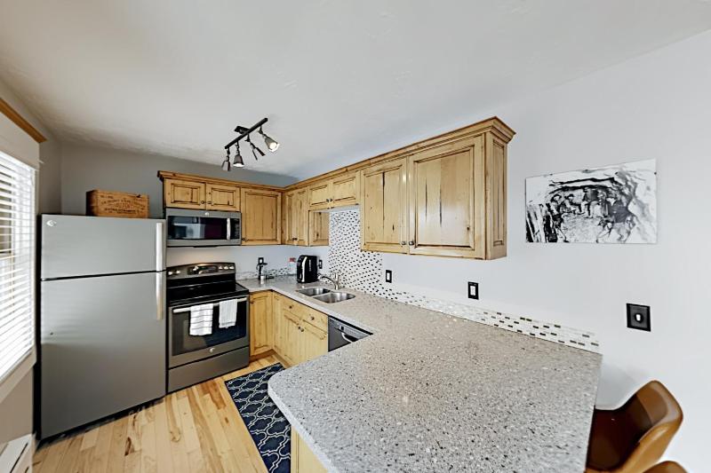 Two-Bedroom House image 2