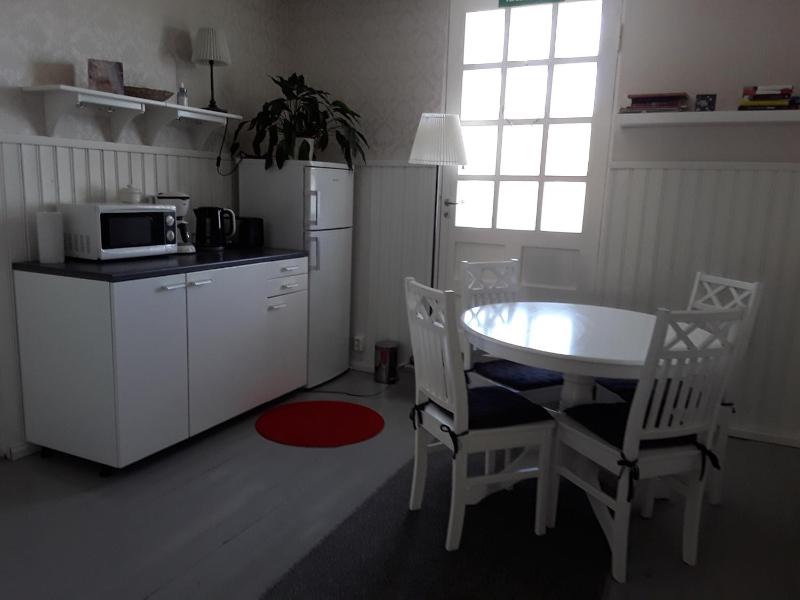 Budget Double Room image 3