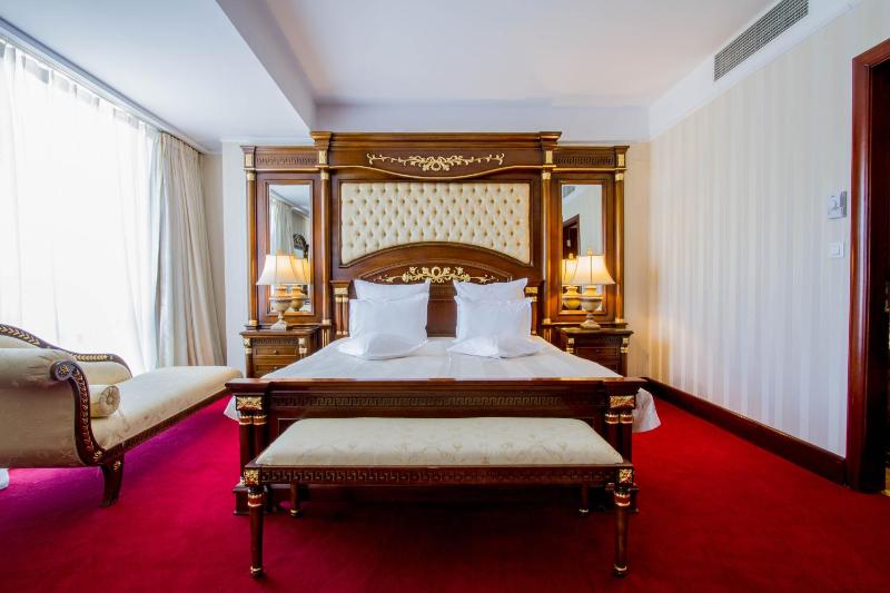 Deluxe Junior Suite image 1