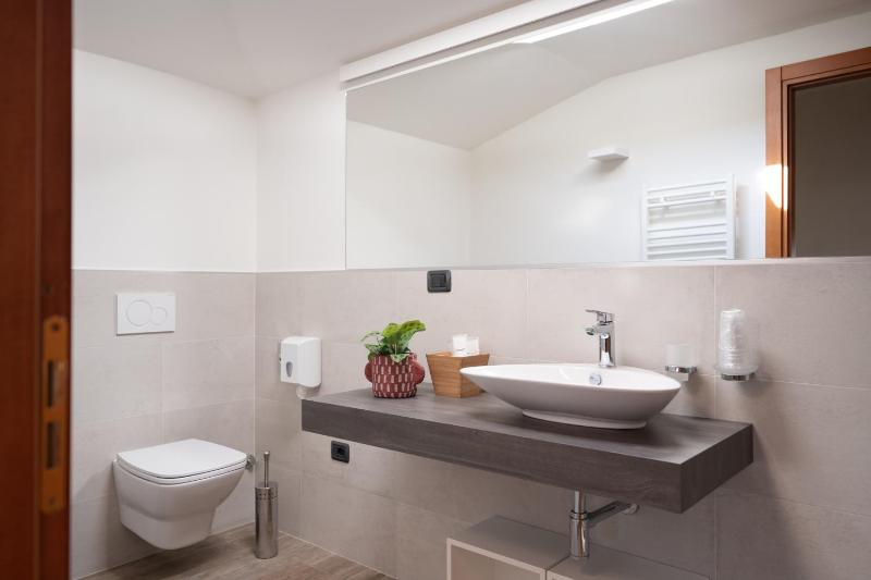 Three-Bedroom Suite image 3