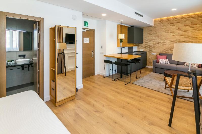 Superior Studio image 3