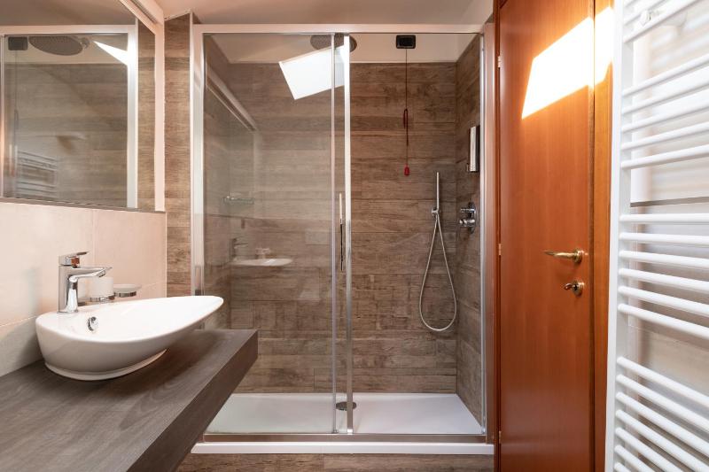 Three-Bedroom Suite image 2