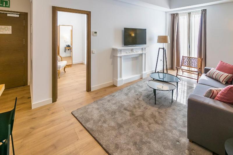 Standard Apartment image 3