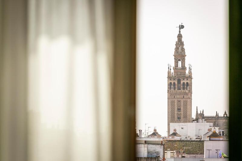 Penthouse Apartment image 4