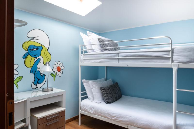 Three-Bedroom Suite image 4