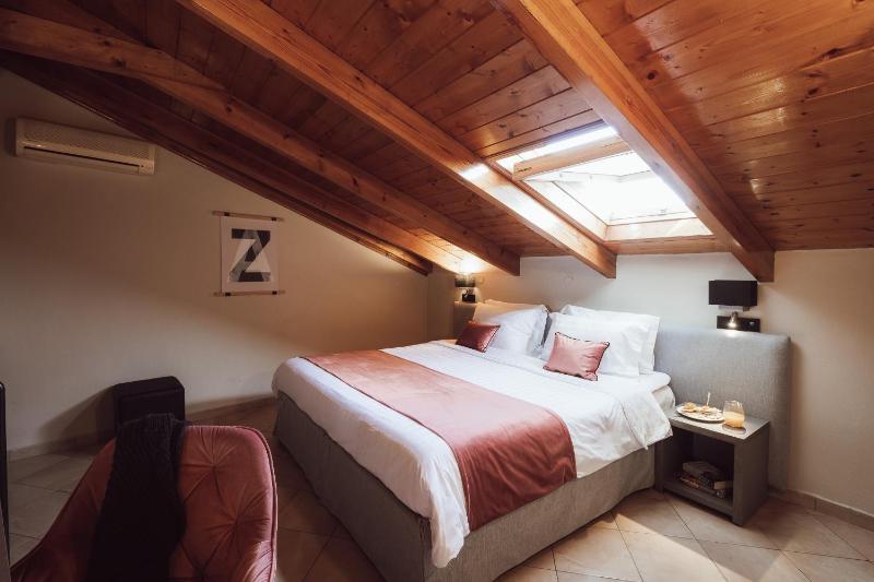 Junior Attic image 3