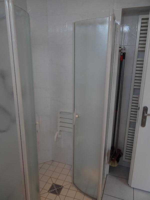 One-Bedroom Apartment - Ground Floor image 2