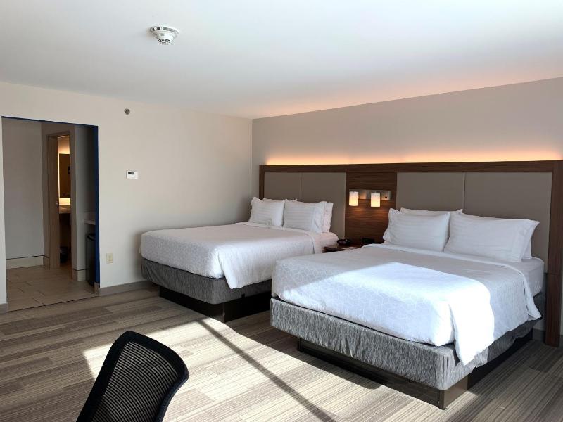 Standard Room image 3