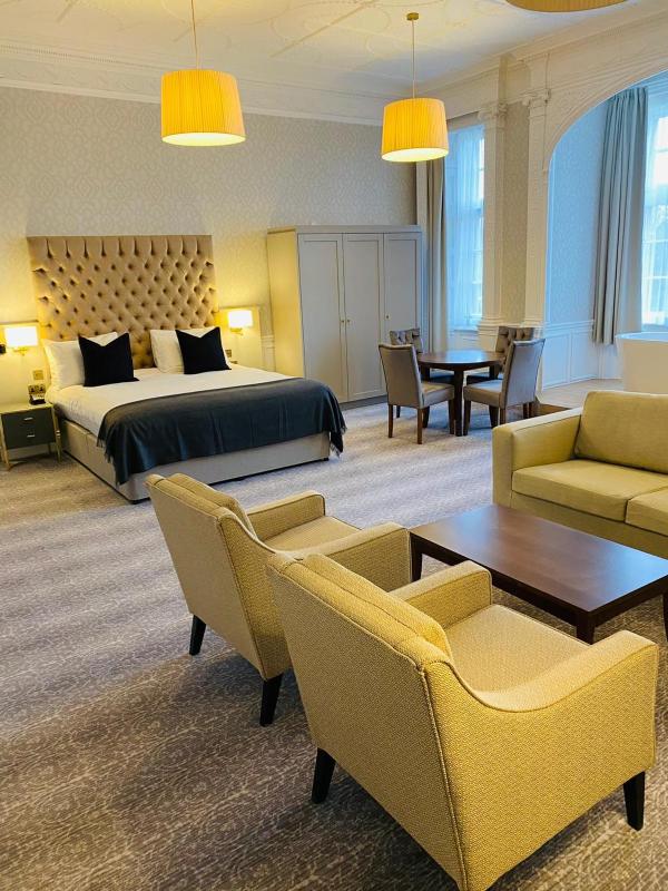 Mansion House Suite image 1