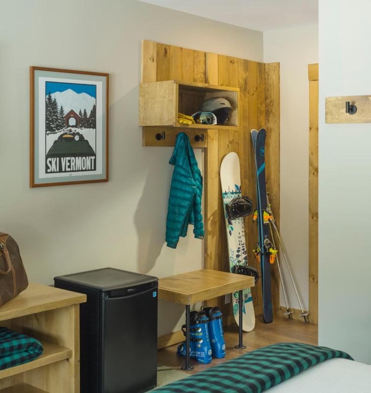 Village View Deluxe Two Queen Beds With Balcony image 3